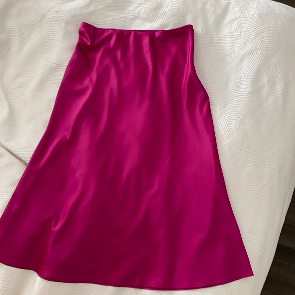 Express skirt.